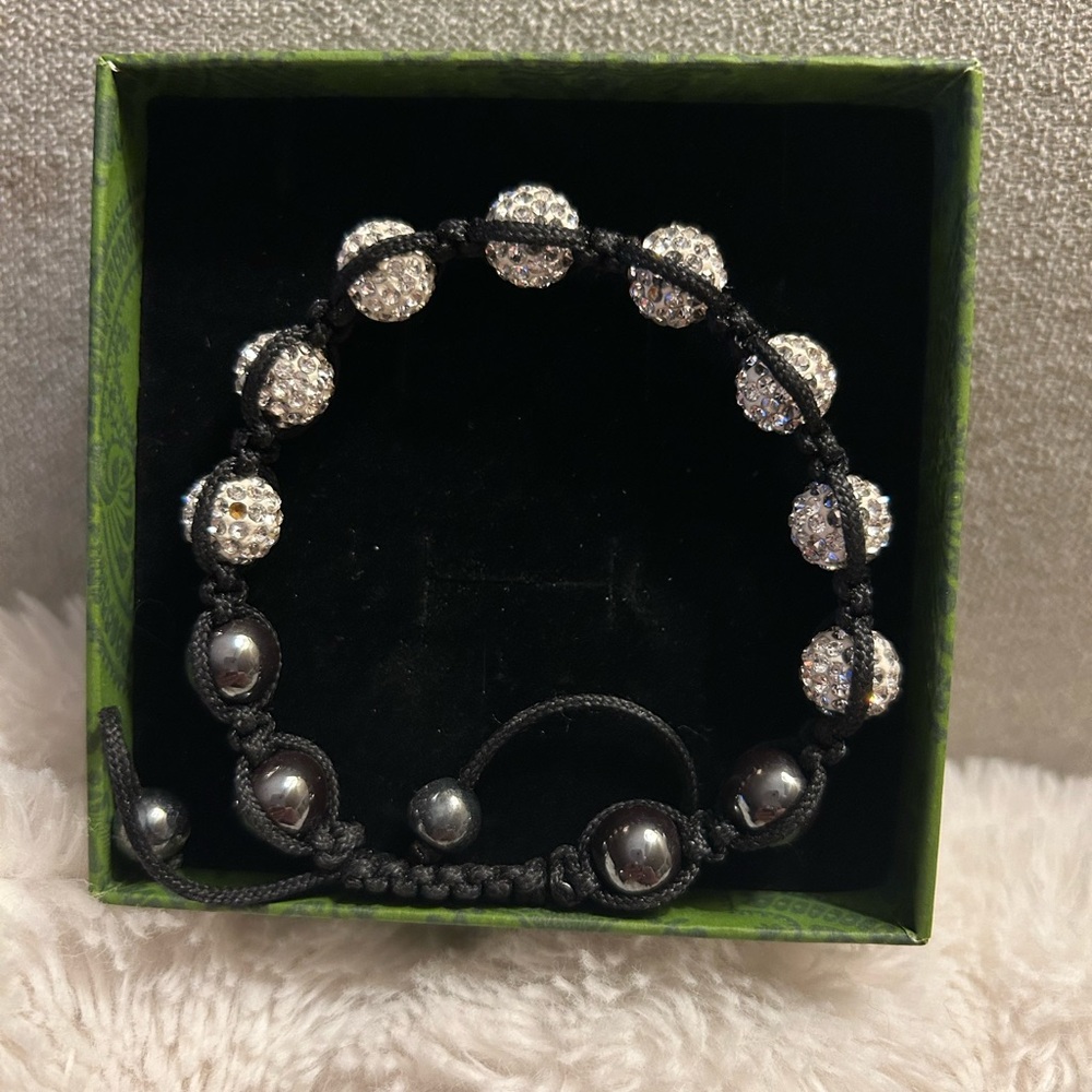 Elegant Black and Silver Beaded Bracelet